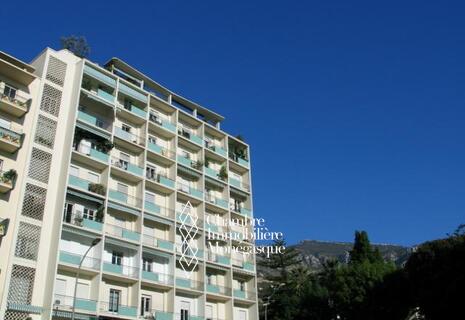 2 PIECES - CARRÉ D'OR - PALAIS SAINT JAMES