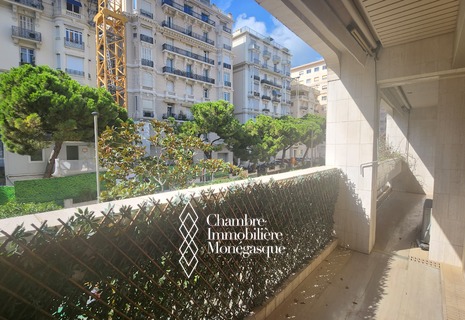 CARRE D'OR - GEORGE V - 2 PIÈCES