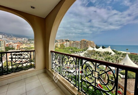 Très bel appartement 4 pièces - Vue Roseraie et mer