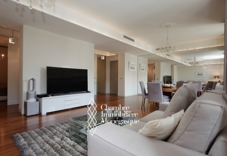 Stunning One Bedroom Refurbished Apartment