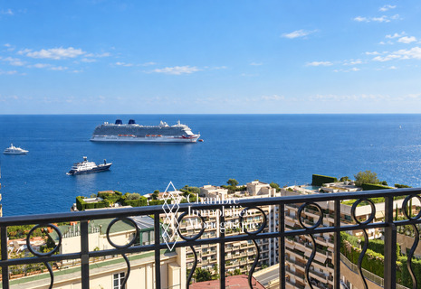 Carré d'Or - Exceptional  Penthouse