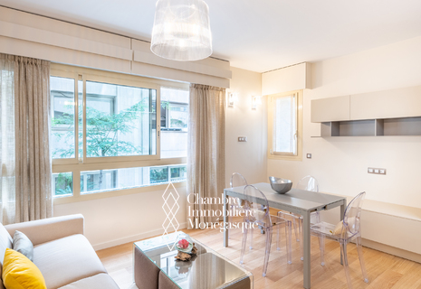 MODERN FURNISHED 1 BEDROOM APARTMENT WITH PARKING - MIXED USE