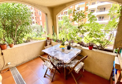 Titien - spacious two-room apartment with parking space - Fontvieille