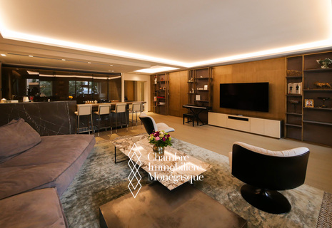 FONTVIEILLE - CYCLADES - 4-BEDROOM FLAT