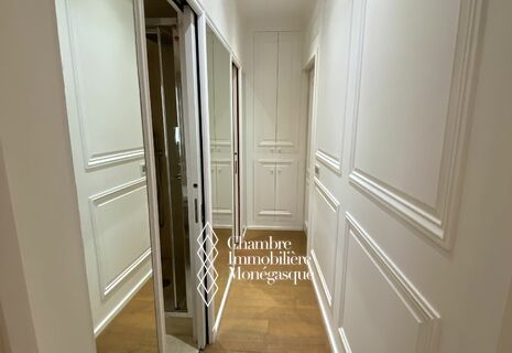 MONACO-VILLE / CHARMANT 2 PIECES - PROCHE DES REMPARTS