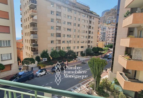 PLEASANT 3P IN RESIDENTIAL AREA
