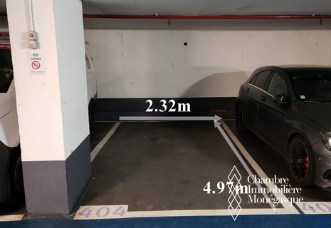 Le Montaigne - Parking space - Carré d'Or