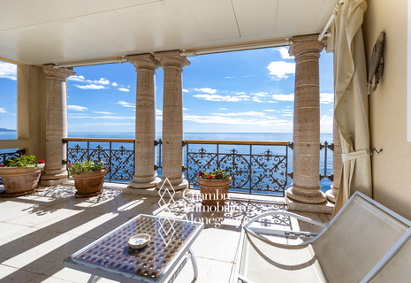 An exceptional opportunity to create a grand apartment of over 670m2