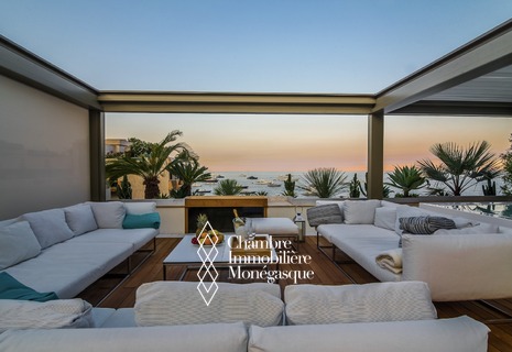 Attico unico in Carre d'Or