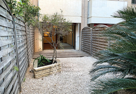 GRAND STUDIO DANS LE CARRÉ D'OR AVEC JARDIN