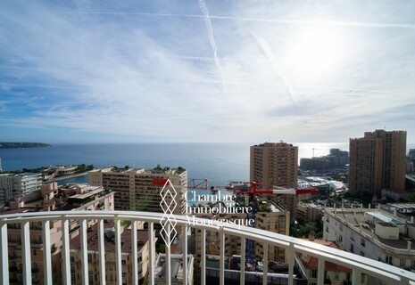 Les Abeilles / Superb 3-4 room apartment with breathtaking sea view