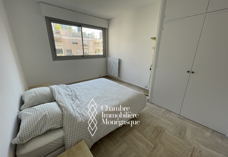STUDIO AGREABLE AU CHATEAU D'AZUR