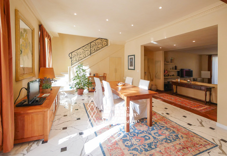 MONACO-VILLE - TRIPLEX AVEC TERRASSE - LIBRE DE LOI