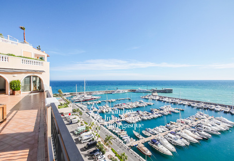 FONTVIEILLE - 7 PIÈCES AVEC PISCINE PRIVÉE - DERNIER ÉTAGE