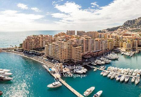 EXCLUSIVITÉ - Duplex avec Jardin à Fontvieille, belle vue mer