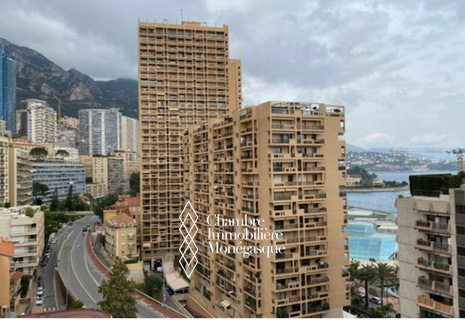 Magnifique 2 pièces entièrement rénové en plein Carré d'Or