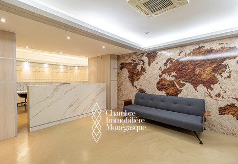 Montaigne - Spacious office at the heart of Golden Square