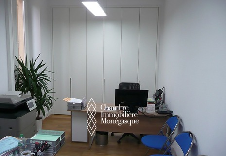 BUREAU ADMINISTRATIF