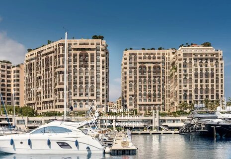 Magnifique appartement au Seaside Plaza.