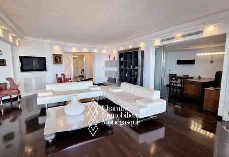 SUPERBE APPARTEMENT DE 5 PIECES, VUE DOMINANTE SUR LA BAIE DE MONACO