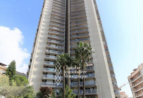 MILLEFIORI - small parking slot for rent