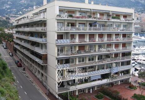 APPARTEMENT USAGE MIXTE - RUSCINO
