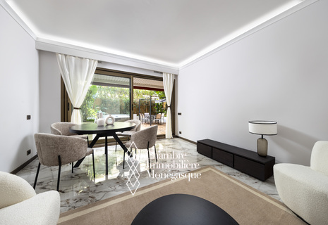 Renovated 1-bedroom apartment with garden and Jacuzzi