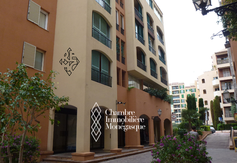 LOCAL COMMERCIAL/BUREAU ADMINISTRATIF FONTVIEILLE