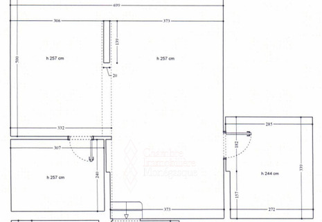 Fontvieille / Le Michelangelo / Office space with display window