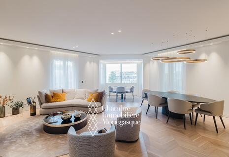 Luxueux 4 pièces rénové | Carré d'or