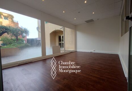 Office rental building le Titien, Fontvielle