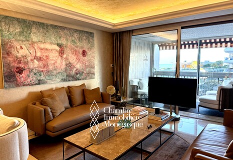 ÉLÉGANT APPARTEMENT DE 2 CHAMBRES AVEC DE BELLES VUES SUR LA MER