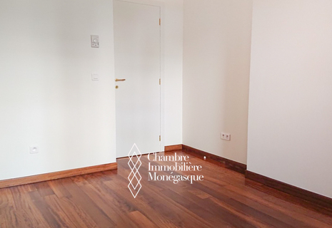 ONE-BEDROOM APARTMENT FOR MIXED USE IN FONTVIEILLE - RESIDENCE 'LE DONATELLO'