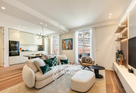 Sale renovated furnished apartment 2 bedrooms Monaco Monte-Carlo