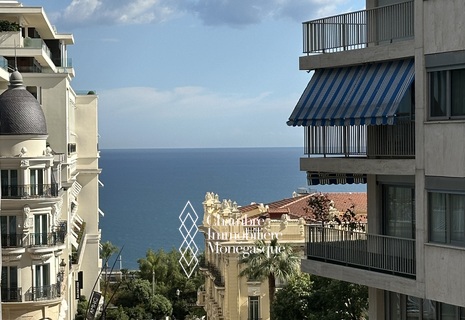 LARGE OFFICE TO LET IN THE CARRE D'OR AREA