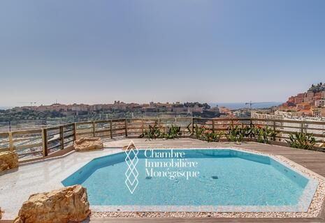 Sole agent | 3/4-bed penthouse with a swimming pool