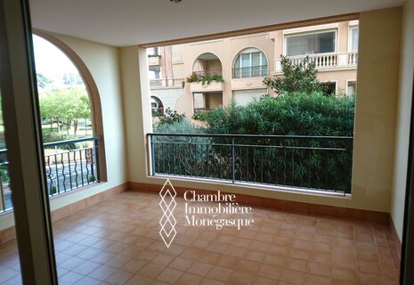 FONTVIEILLE : Spacieux appartement 2 pièces en location