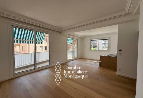 EXOTIC GARDEN / 4 ROOMS / RENOVATED