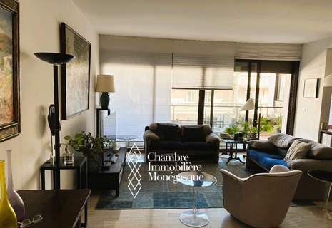 3-room apartment in the Golden Square area