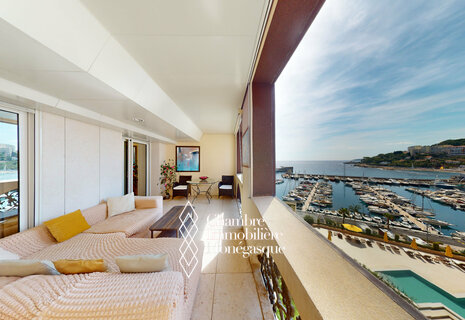 3 Pièces avec Terrasse – À Rafraîchir – Bord de Mer, Fontvieille