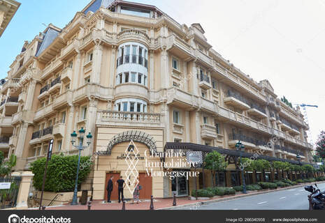 CARRE D'OR - LE METROPOLE - Droit au Bail