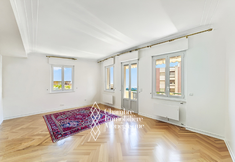 La Rupestre: Refurbished 3 Bedroom Apartment with Partial Sea View & Cellar