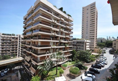 Appartement 3 pièces à rénover – Carré d’Or