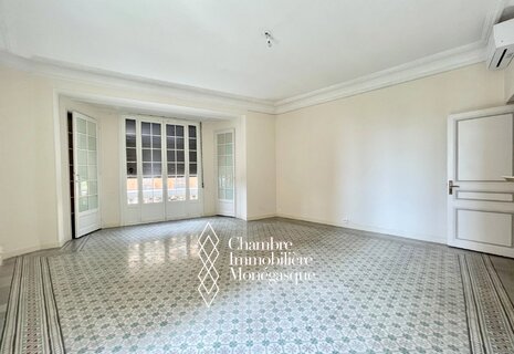 Appartement de Maître 5 pièces LOI 887