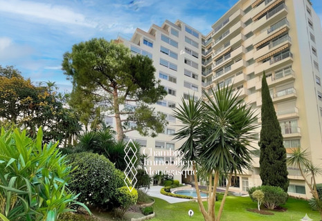 CHATEAU D'AZUR - studio