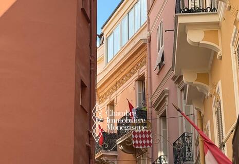 Monaco Ville - appartement familial avec garage