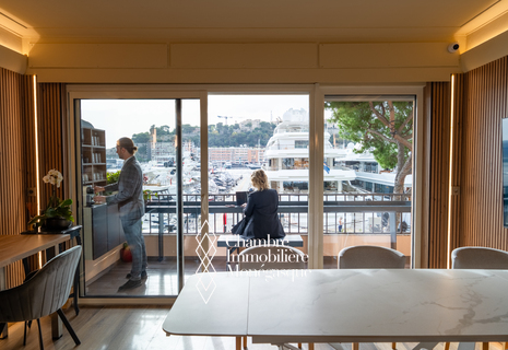 PORT: OFFICE IN BUSINESS CENTRE - 12M2