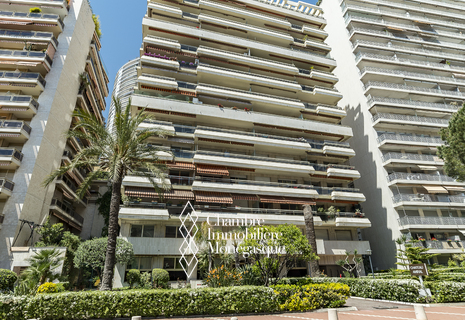 BOULEVARD ITALIE| CHATEAU AMIRAL | PARCHEGGIO
