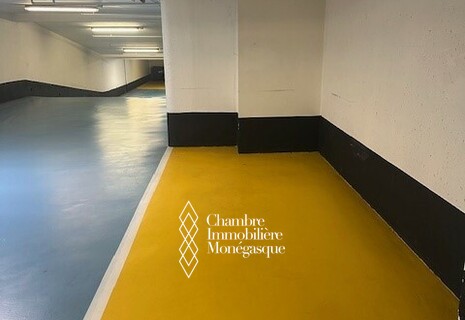 REGINA : PARKING A LOUER