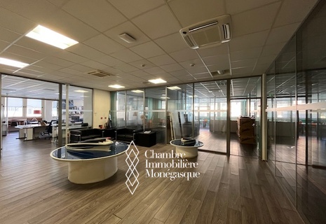 VENTE DROIT AU BAIL : BUREAU - FONTVIEILLE